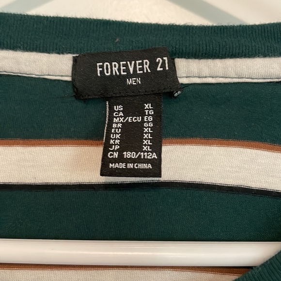 Men’s Forever 21 Striped Tee - Picture 3 of 4